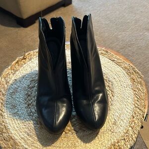 Born Crown black bootie, back zip. extremely soft leather